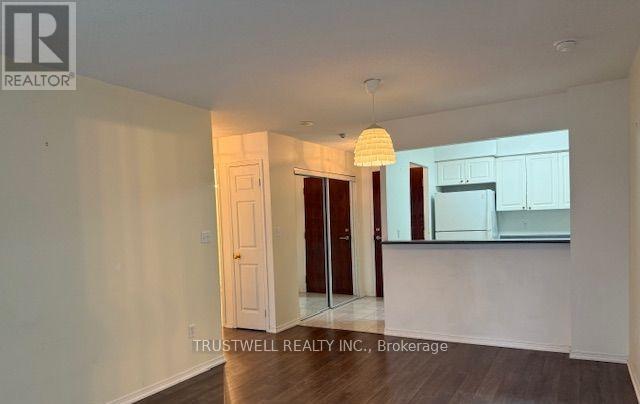 Apartment at 401 - 39 PEMBERTON AVENUE, Toronto
