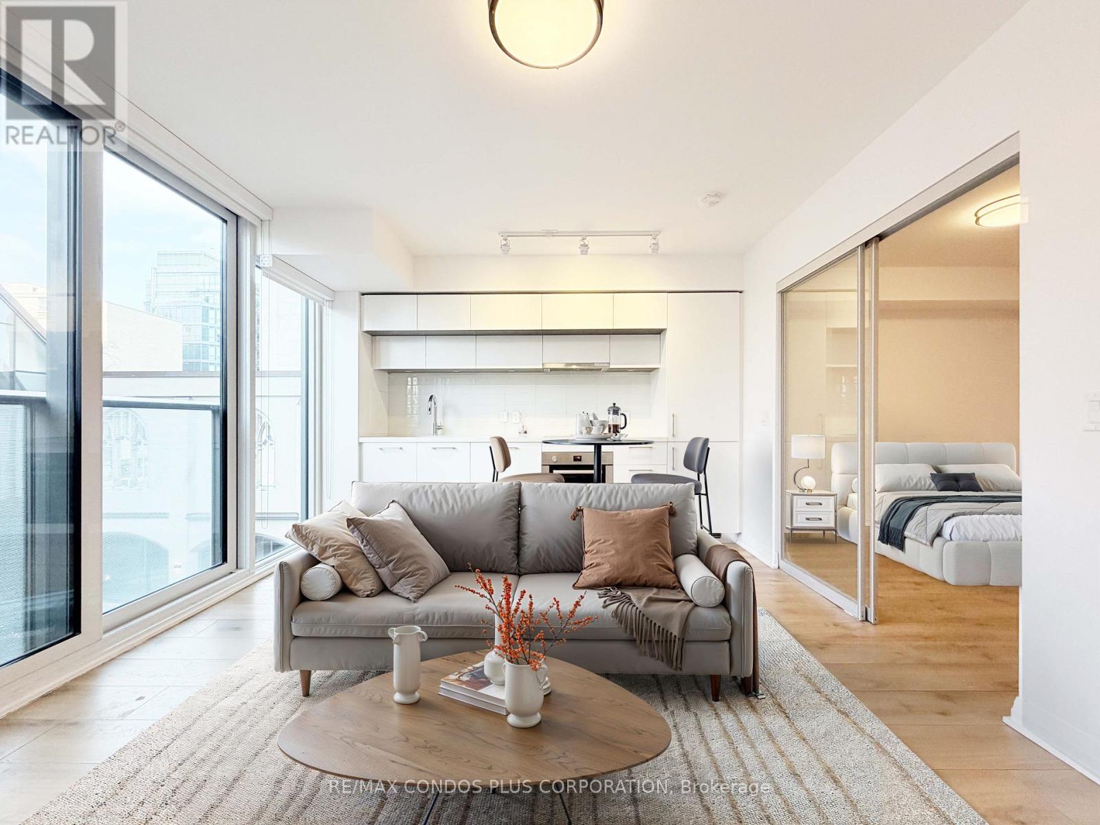 Apartment at 306 - 99 FOXBAR ROAD, Toronto