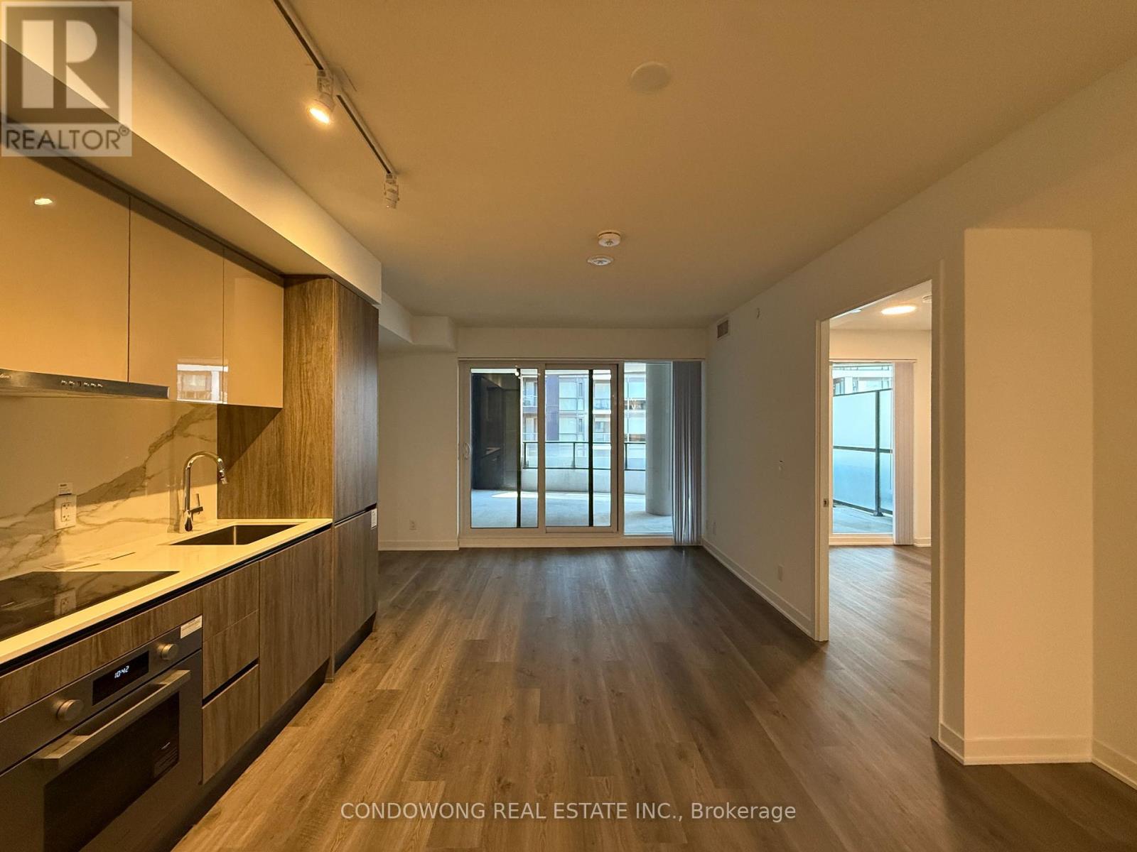 Apartment at 607 - 180 FRONT STREET E, Toronto