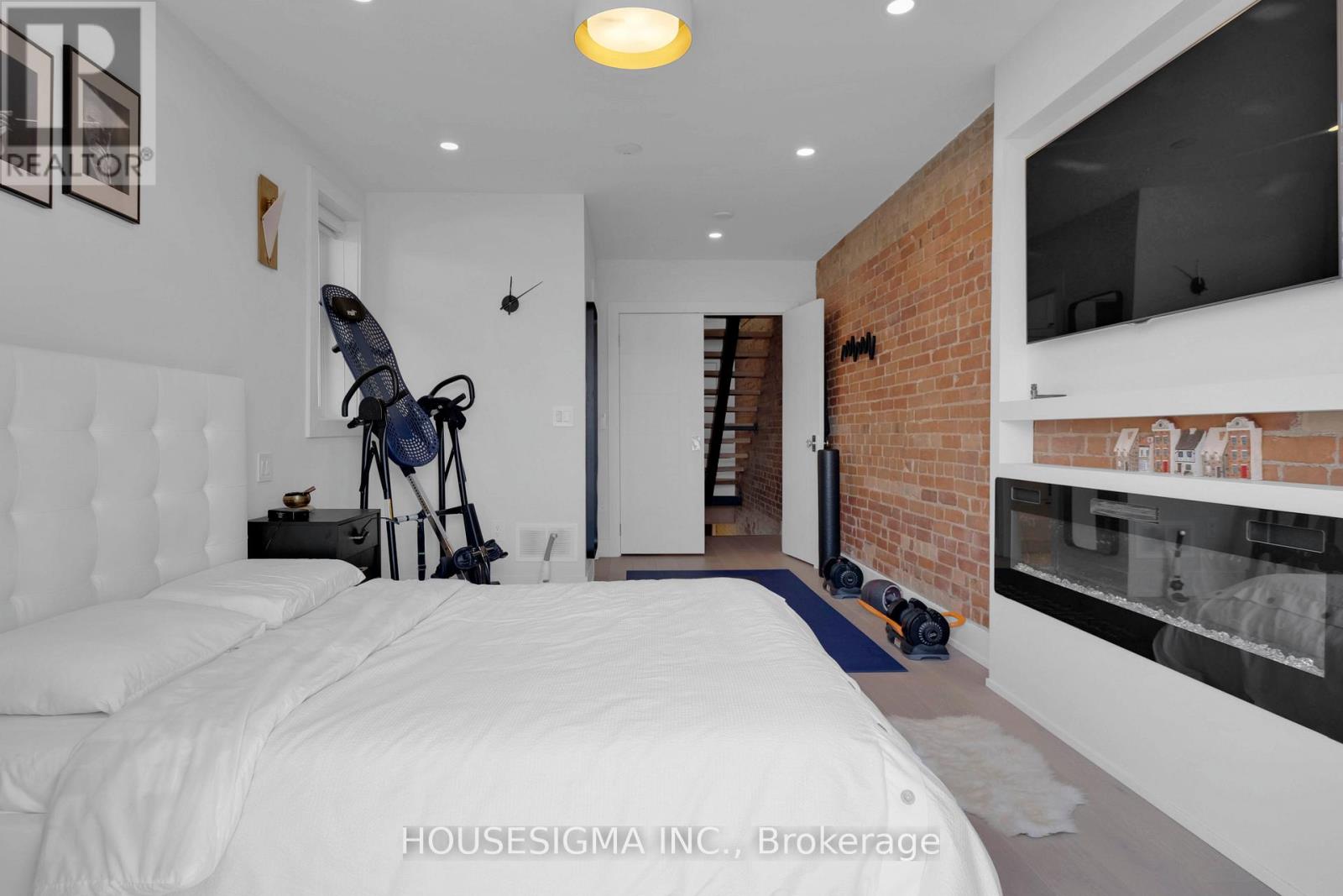 Semi-Detached/Link at MAIN - 274 ROXTON ROAD, Toronto