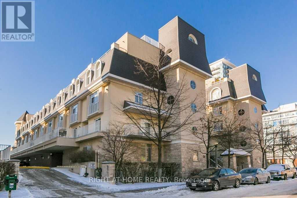 Townhouse at 553 - 36 STADIUM ROAD, Toronto (Niagara)