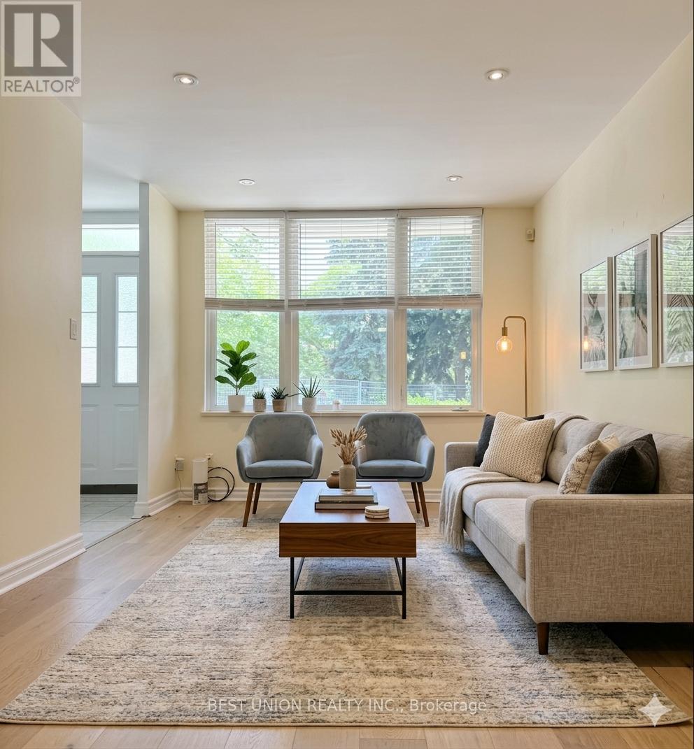 Townhouse at 811 GRANDVIEW WAY, Toronto (Willowdale East)