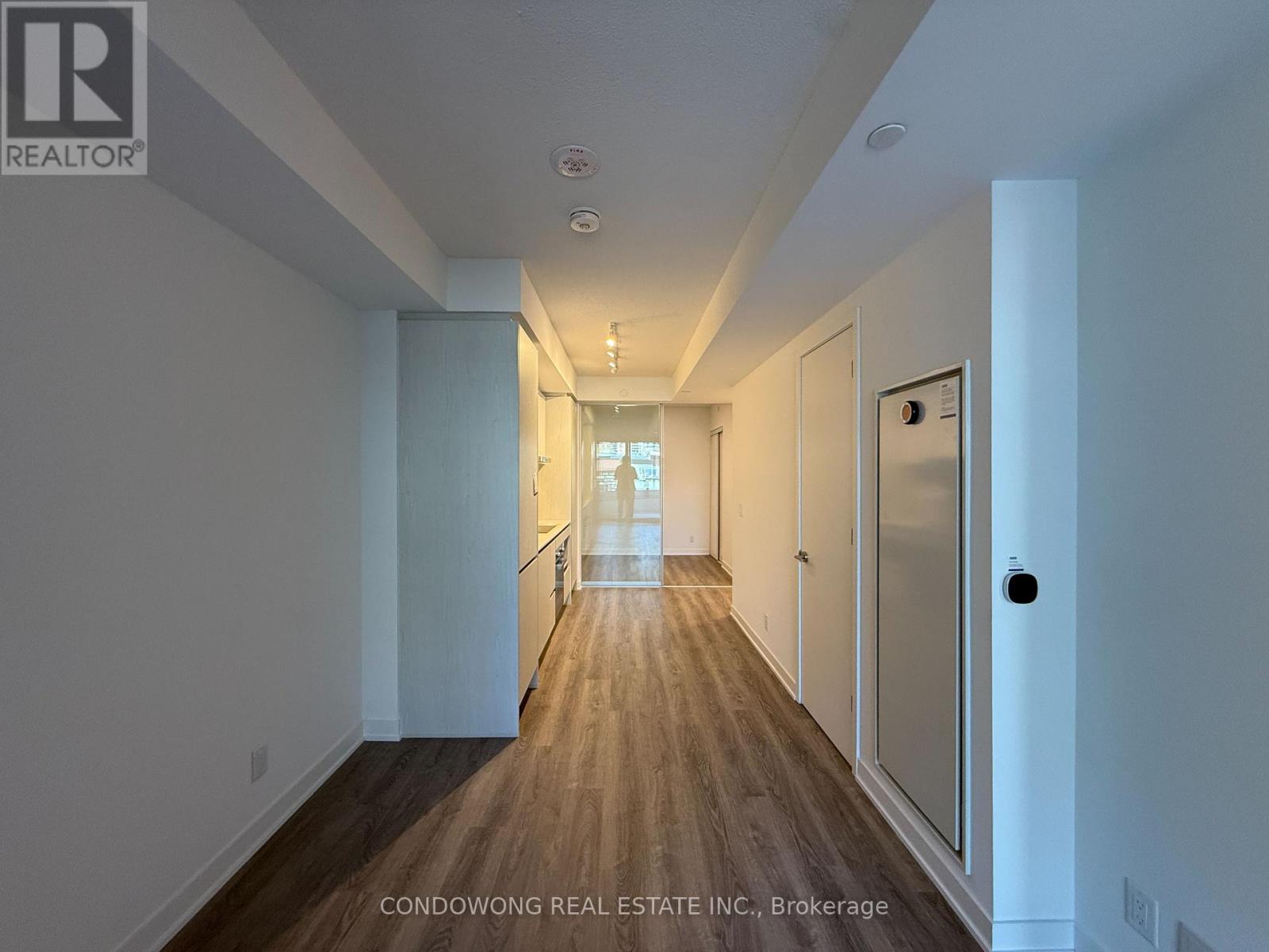 Apartment at 903 - 180 FRONT STREET E, Toronto