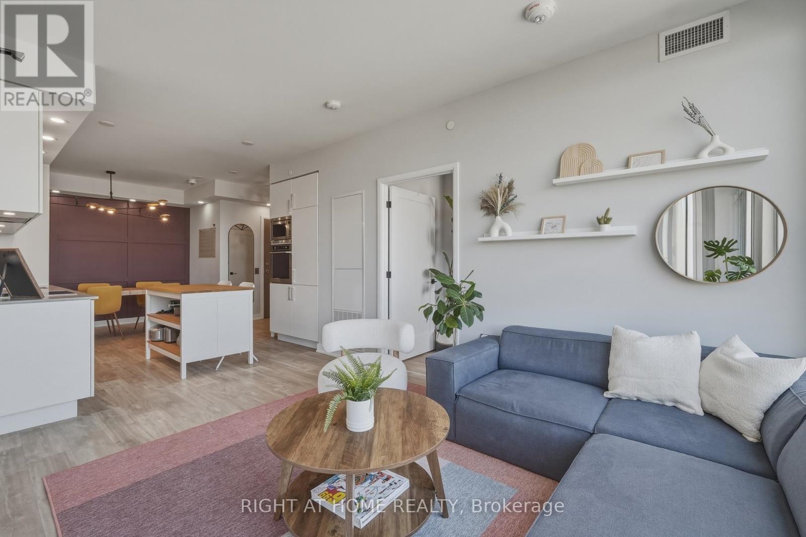 Apartment at 1701 - 576 FRONT STREET W, Toronto (Waterfront Communities)