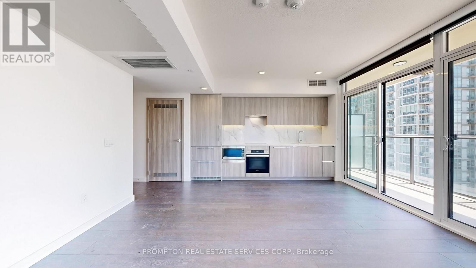 Apartment at 2511 - 3 CONCORD CITYPLACE WAY, Toronto