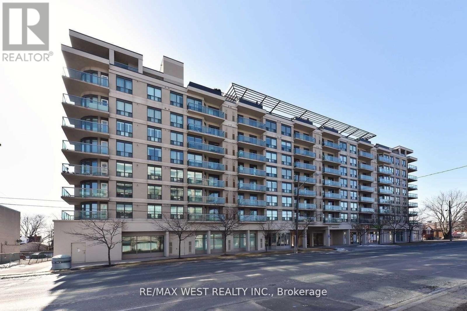 Apartment at PH810 - 935 SHEPPARD AVENUE W, Toronto