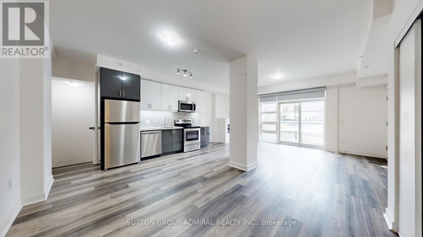 Townhouse at 11 - 57 FINCH AVENUE W, Toronto