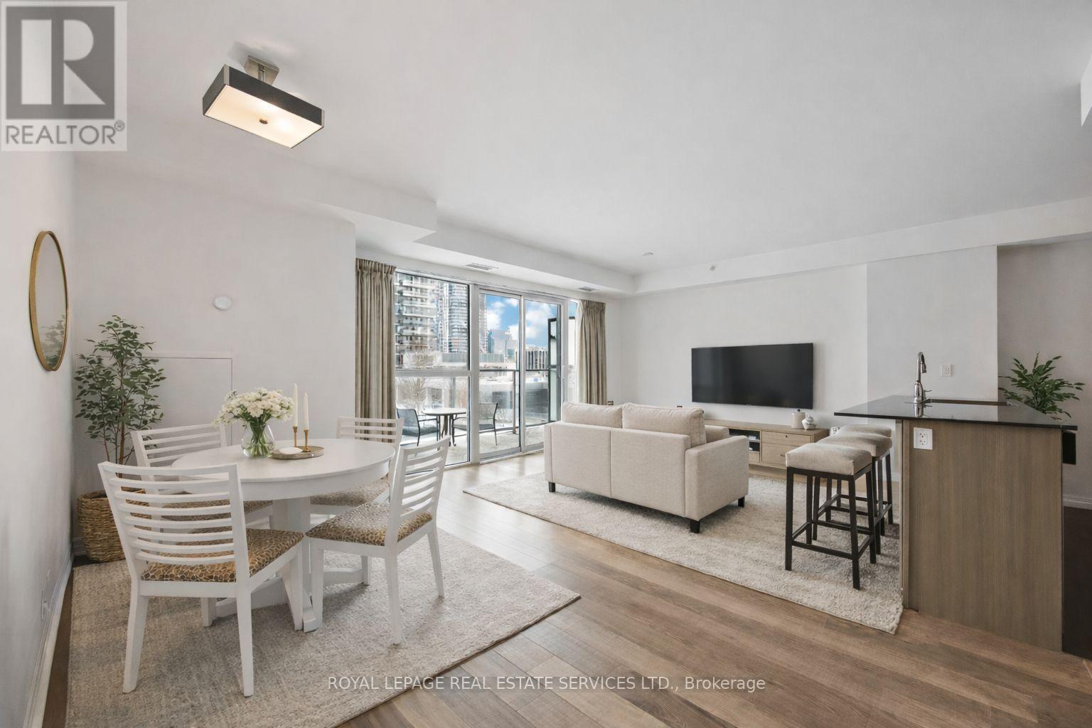 Apartment at 306 - 275 YORKLAND ROAD, Toronto (Henry Farm)