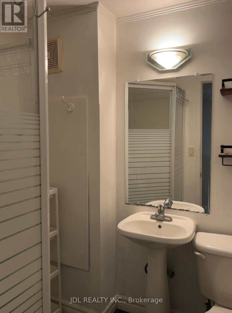 Detached at BSMT SUITE A - 23 PINEWAY BLVD BOULEVARD, Toronto