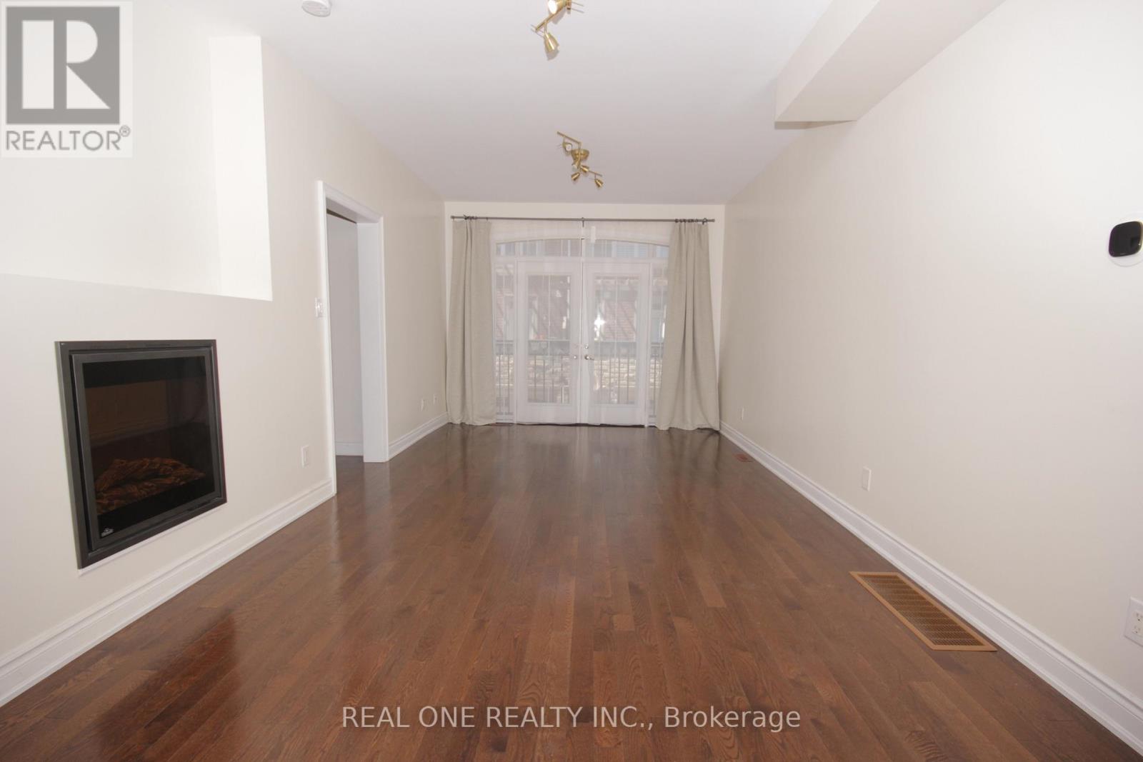Townhouse at 7 SLINGSBY LANE, Toronto