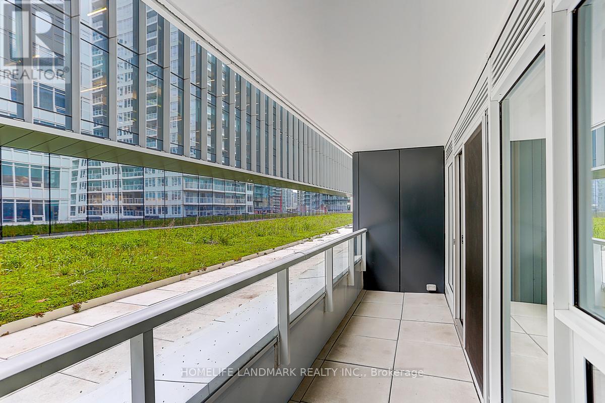 Apartment at 601 - 17 BATHURST STREET, Toronto