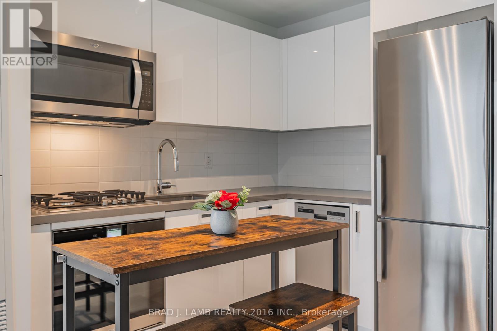 Apartment at 1005 - 195 MCCAUL STREET, Toronto