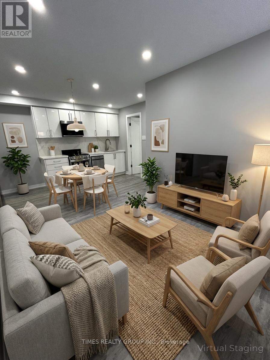 Multiplex at 901 - 15 WALMER ROAD, Toronto