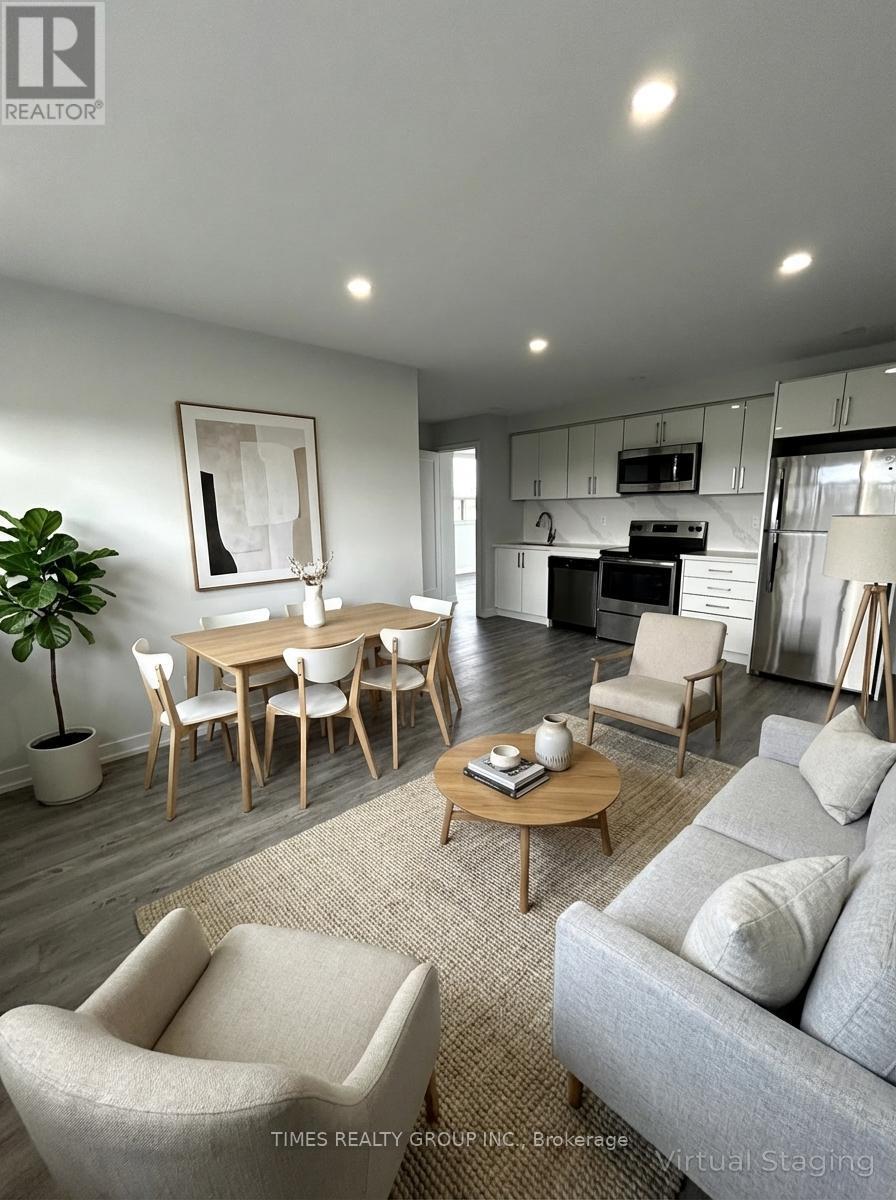 Multiplex at 202 - 15 WALMER ROAD, Toronto (Annex)
