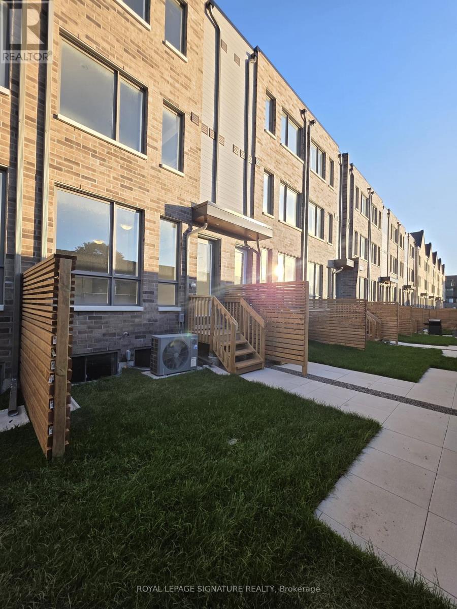 Townhouse at 28 GREEN GARDENS BOULEVARD, Toronto