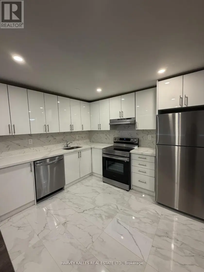 Multiplex at 101 - 180 VAUGHAN ROAD, Toronto (Humewood-Cedarvale)