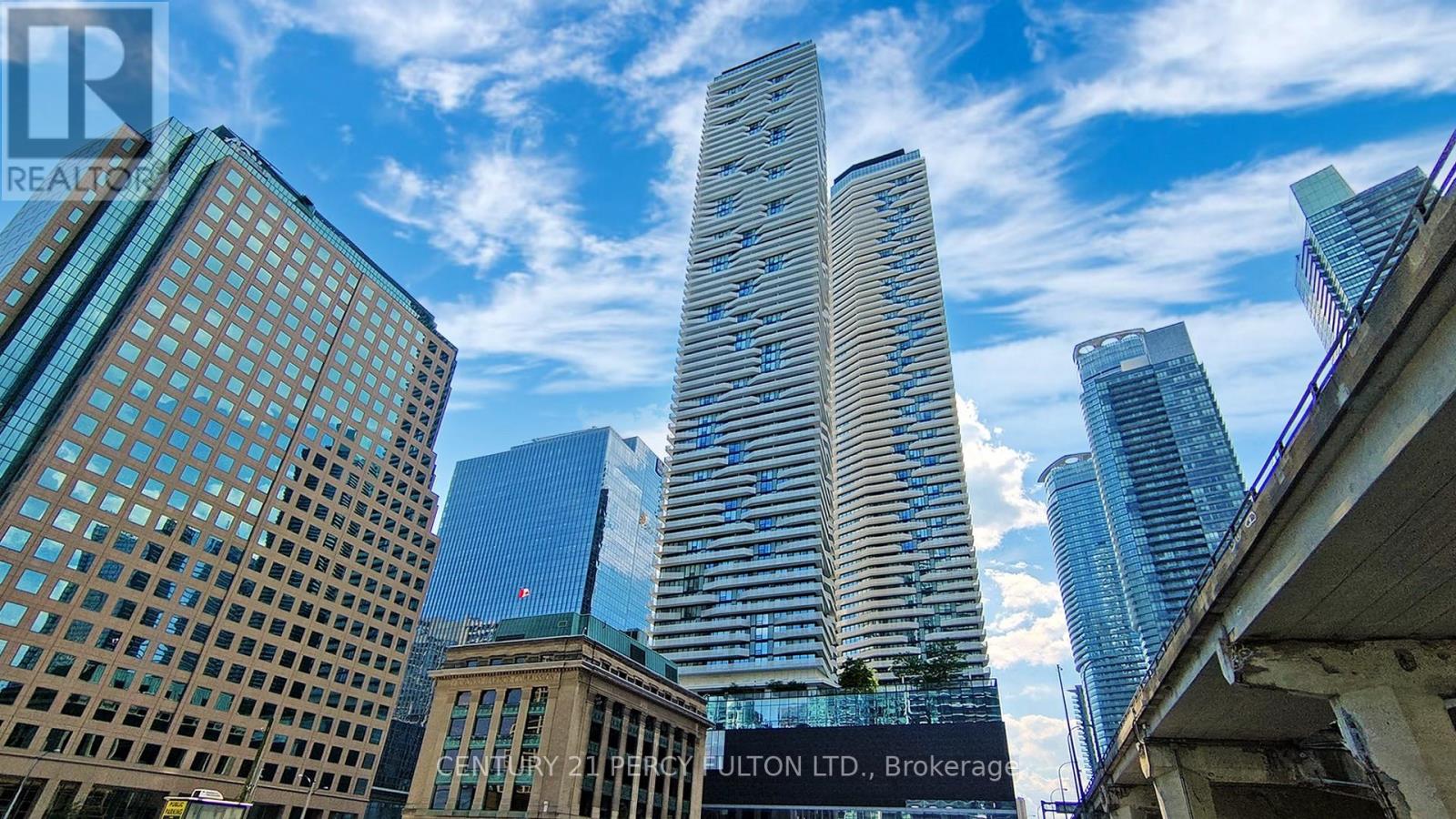 Apartment at 6901 - 100 HARBOUR STREET, Toronto