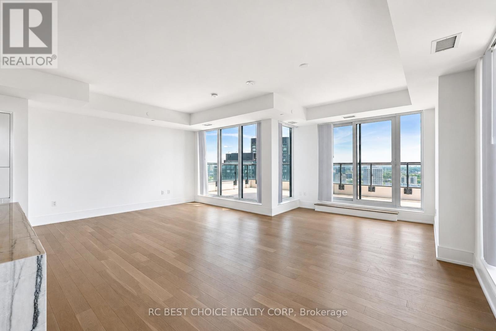 Apartment at 3309 - 30 INN ON THE PARK DRIVE, Toronto