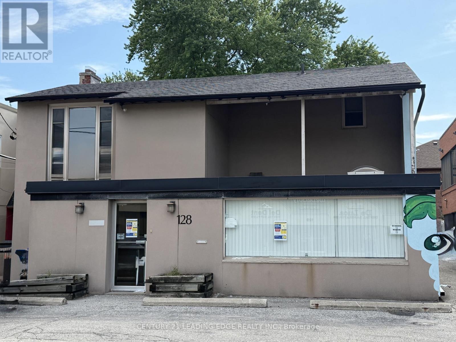 Detached at 203 FINCH AVENUE W, Toronto
