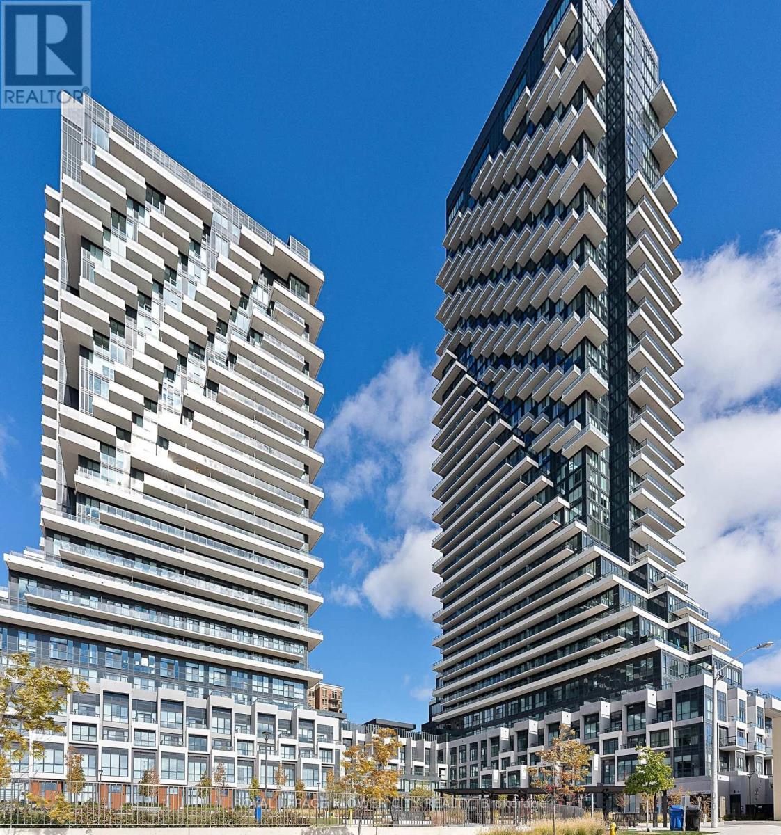 Apartment at 938 - 20 INN ON THE PARK DRIVE, Toronto