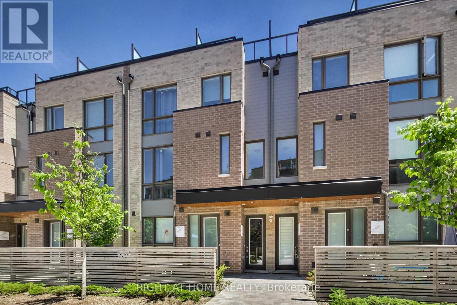 Townhouse at 10 - 88 TURTLE ISLAND ROAD, Toronto (Englemount-Lawrence)