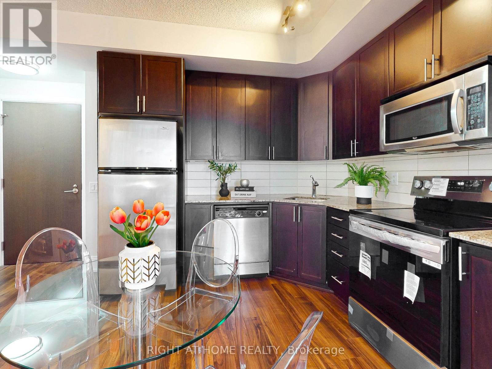 Apartment at 1232 - 560 FRONT STREET W, Toronto