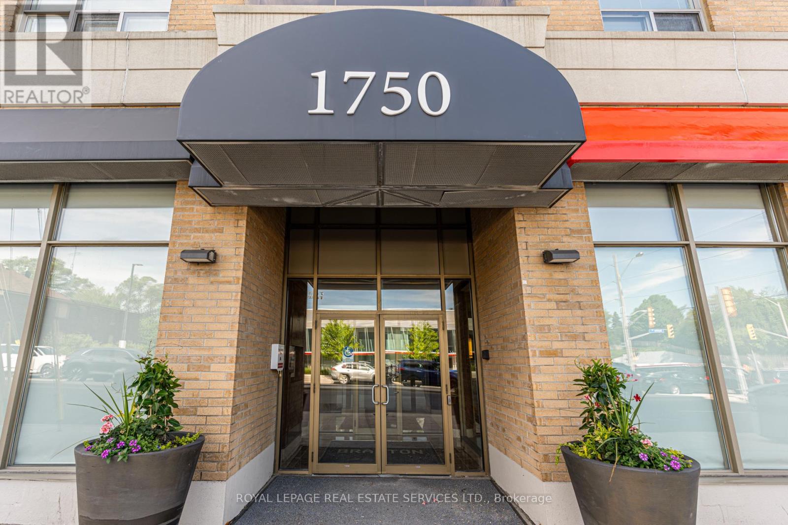 Apartment at 202 - 1750 BAYVIEW AVENUE, Toronto (Mount Pleasant East)