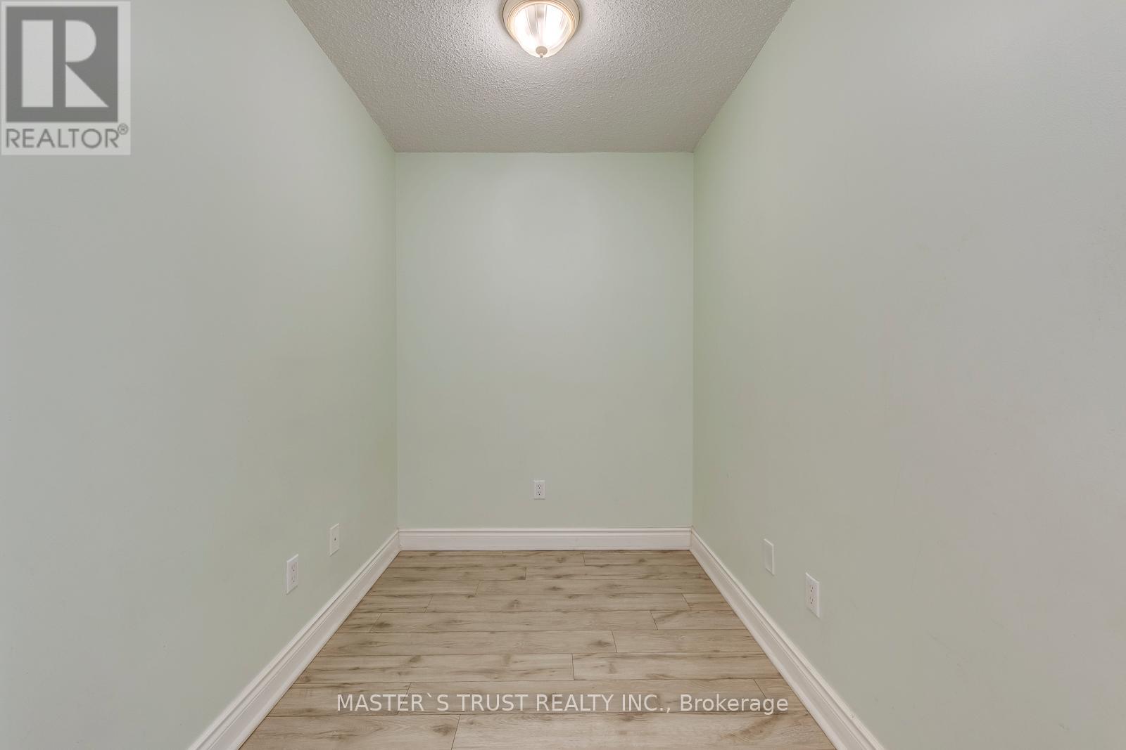 Apartment at 809 - 10 NORTHTOWN WAY, Toronto