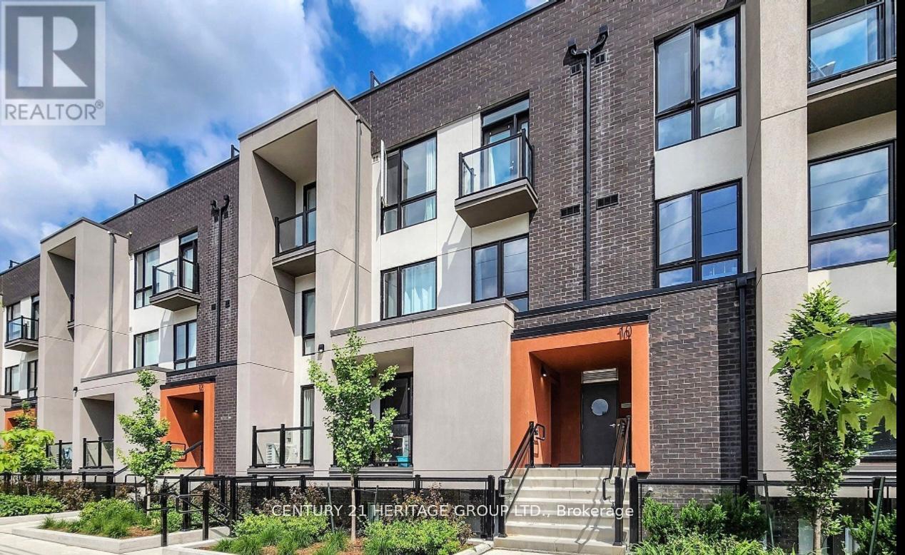 Townhouse at A3 - 10 MARQUETTE AVENUE S, Toronto