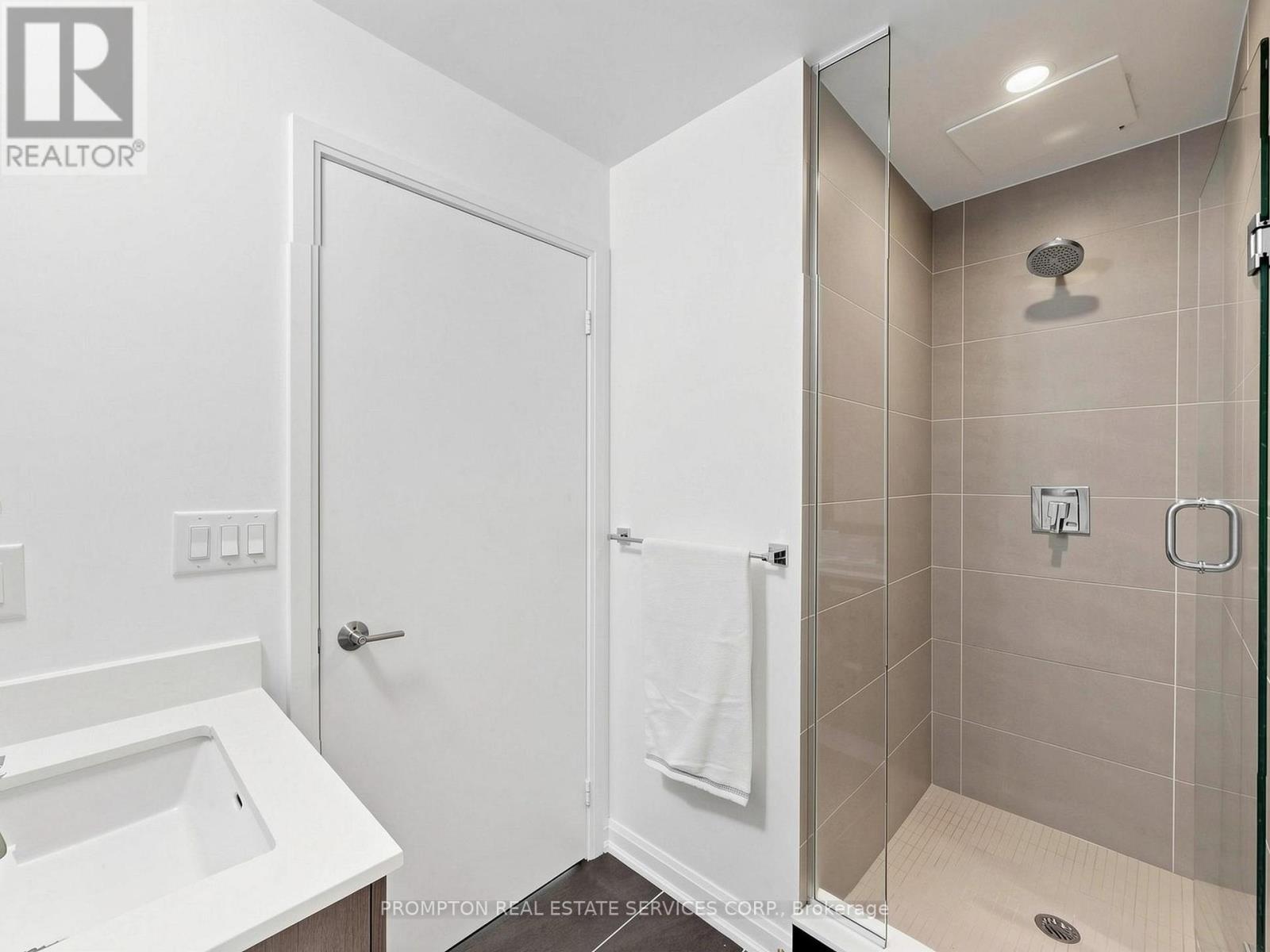 Apartment at 3301 - 9 BOGERT AVENUE, Toronto