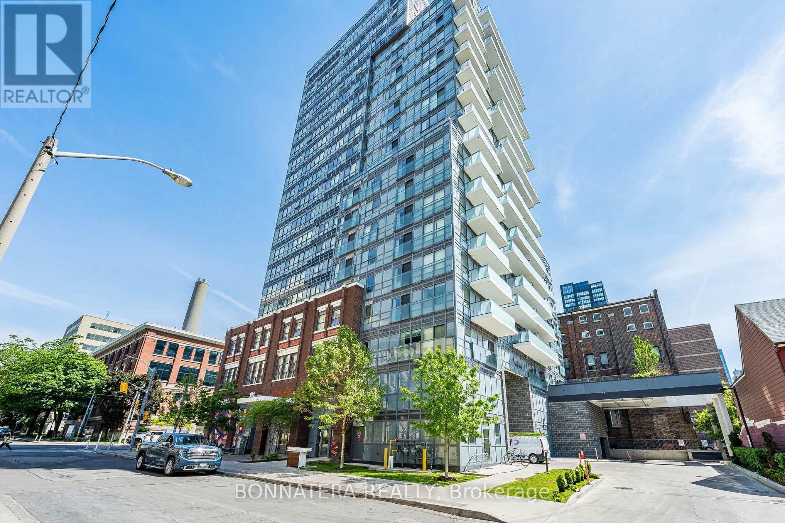 Apartment at 701 - 181 HURON STREET, Toronto
