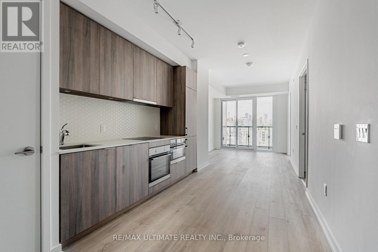 Apartment at 1211 - 158 FRONT STREET E, Toronto (Moss Park)