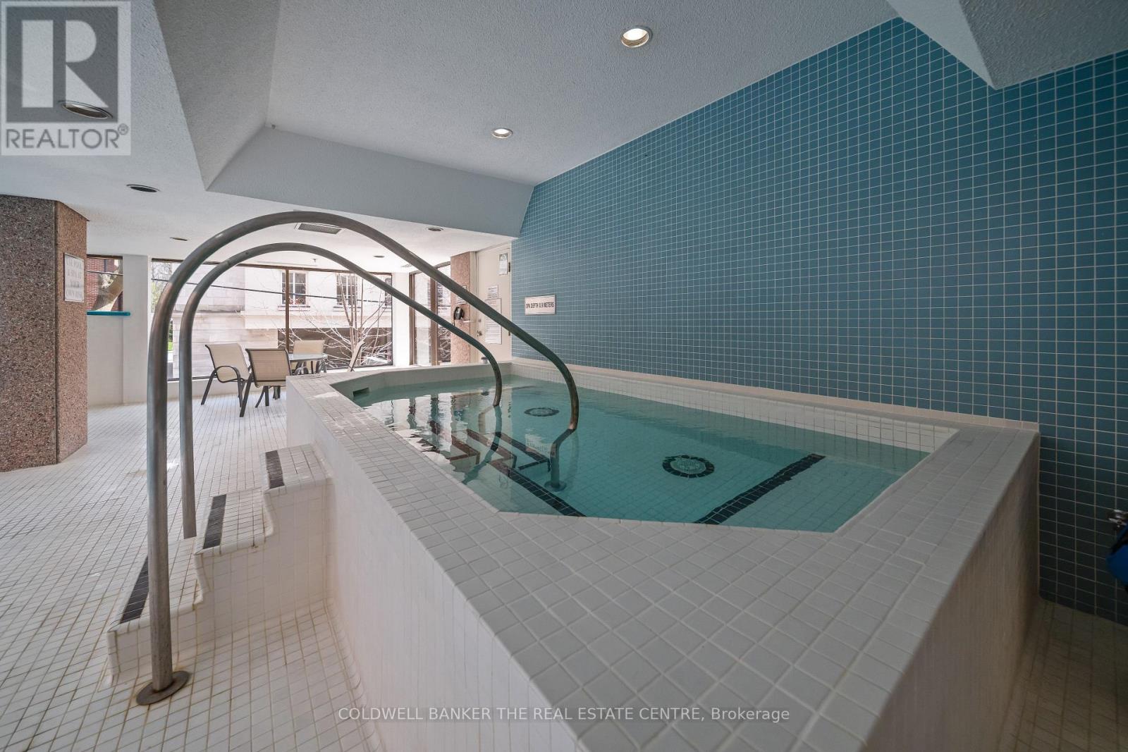 Apartment at 206 - 447 WALMER ROAD, Toronto