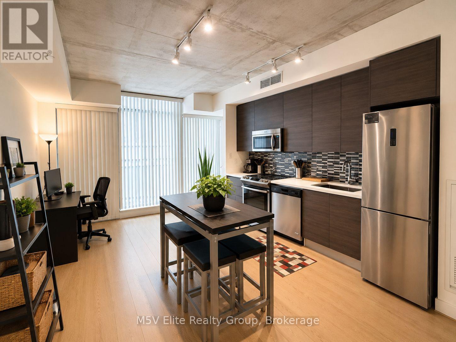 Apartment at 426 - 111 BATHURST STREET, Toronto