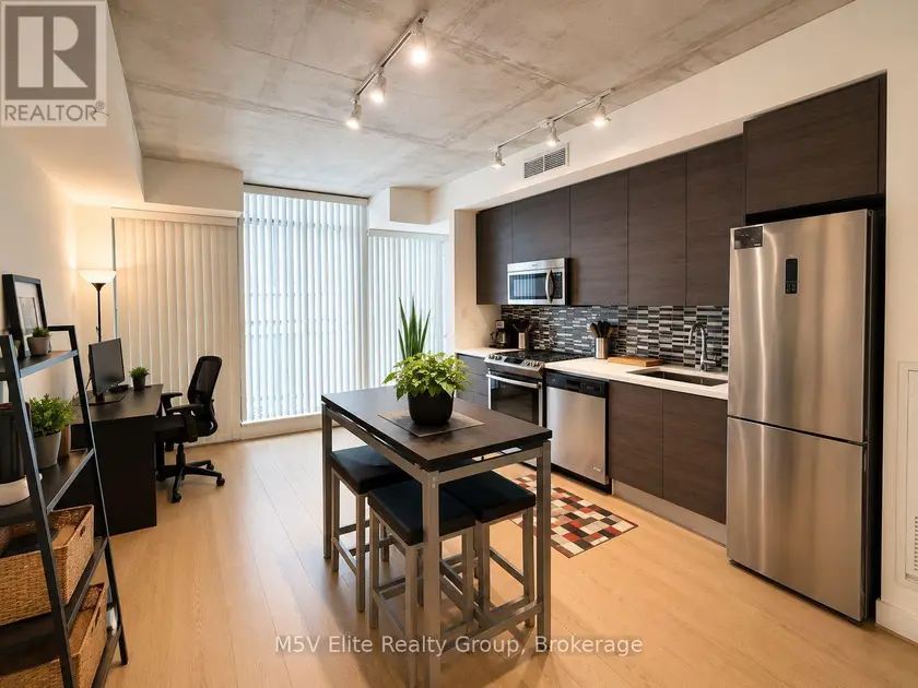 Apartment at 426 - 111 BATHURST STREET, Toronto (Waterfront Communities)