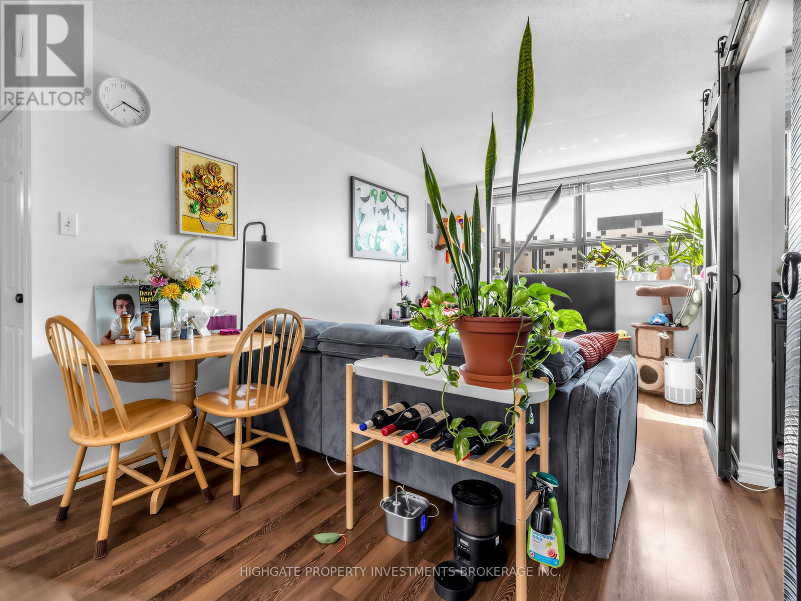 Apartment at 902 - 120 ST PATRICK STREET, Toronto