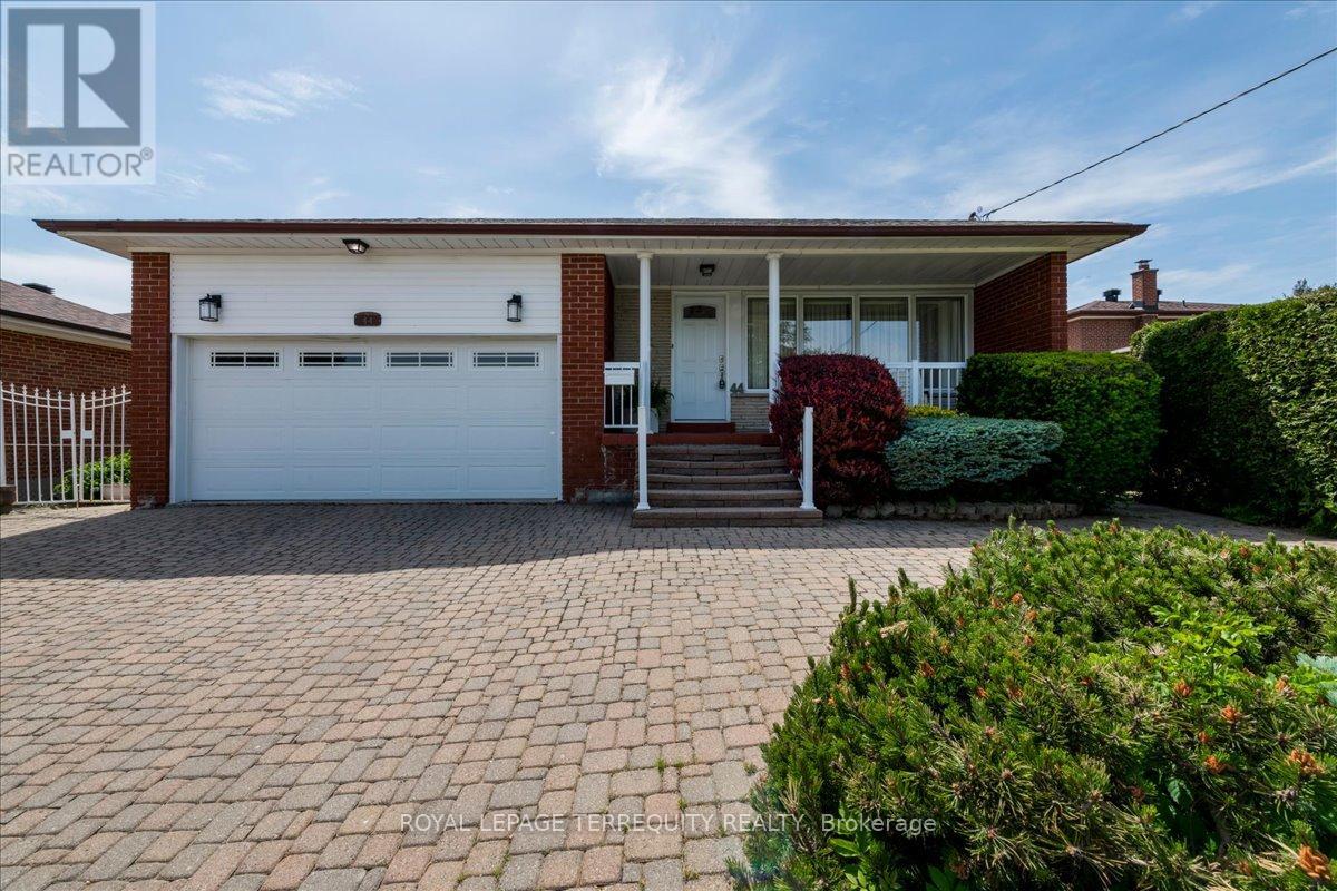 Detached at 44 MARGARET AVENUE, Toronto (Pleasant View)
