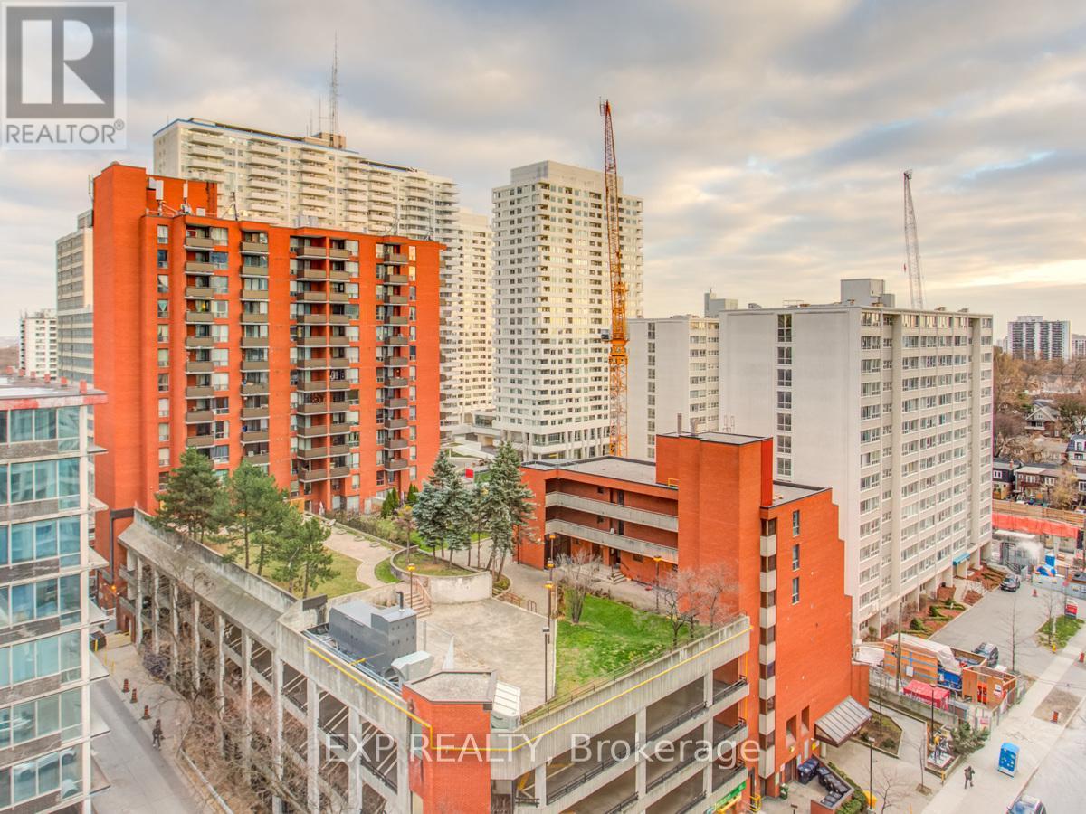 Apartment at 1509 - 43 EGLINTON AVENUE E, Toronto (Mount Pleasant West)