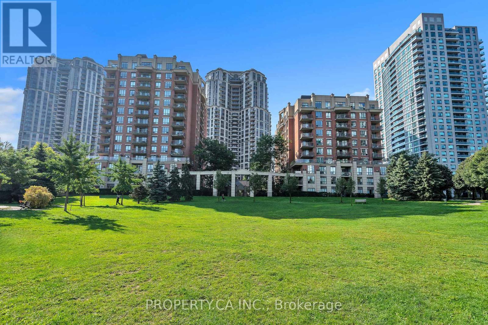 Apartment at 405 - 55 HARRISON GARDEN BOULEVARD, Toronto