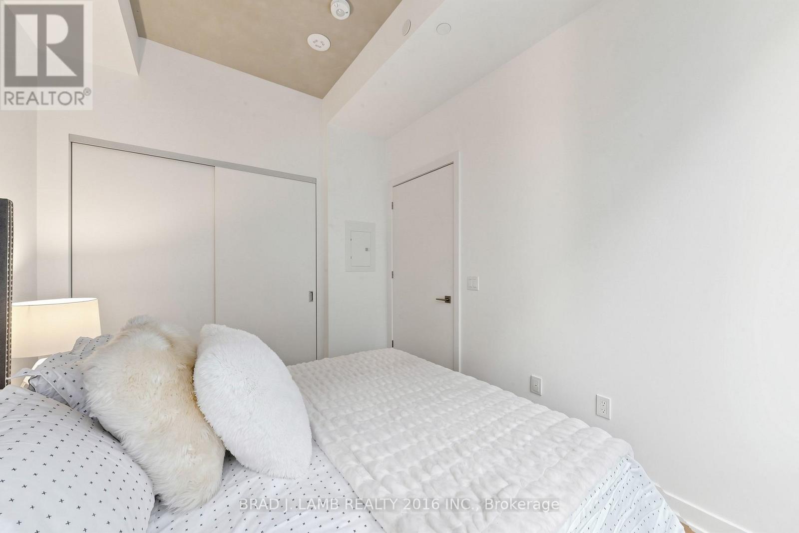Apartment at 808 - 284 KING STREET E, Toronto