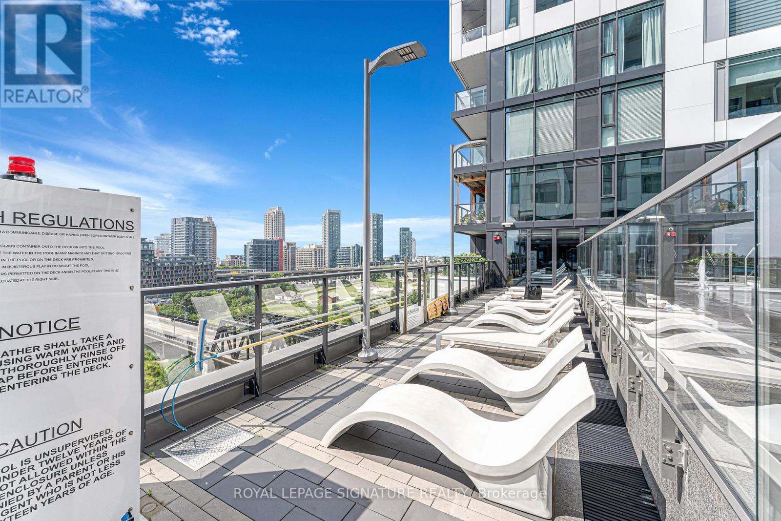 Apartment at 519 - 27 BATHURST STREET, Toronto