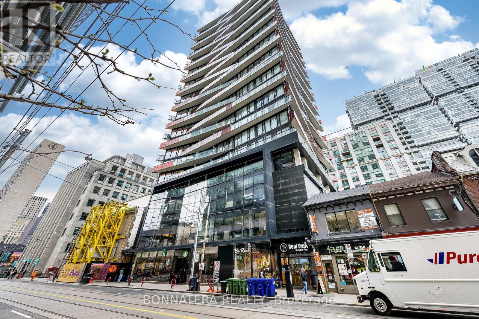 Apartment at 1103 - 215 QUEEN STREET W, Toronto (Waterfront Communities)