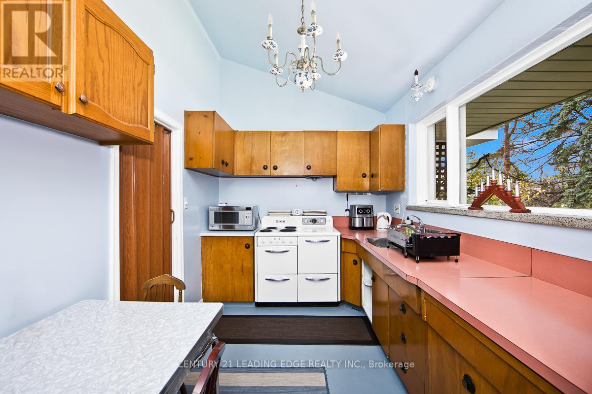 Detached at 1 BRADGATE ROAD, Toronto