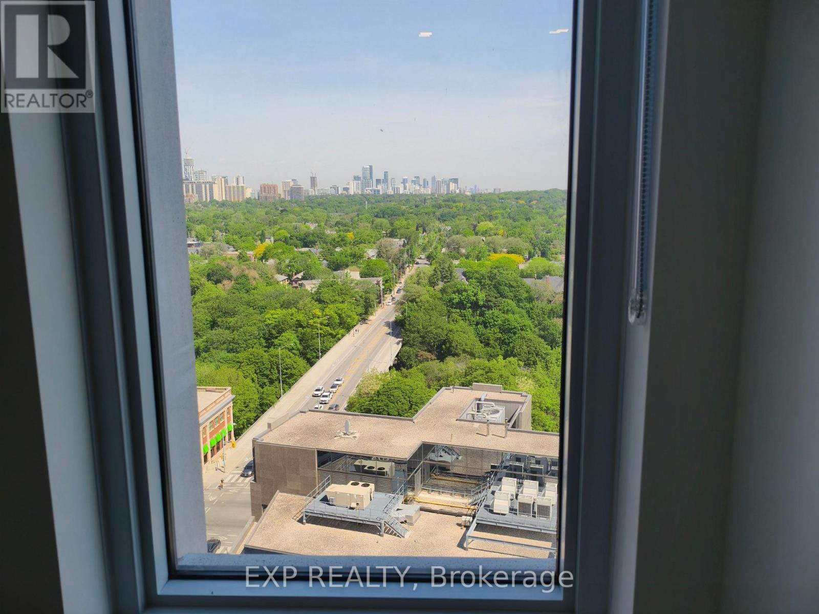 Apartment at 1704 - 609 SHERBOURNE STREET, Toronto