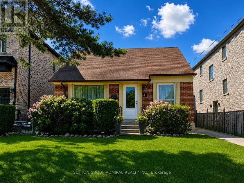 Detached at 41 ATHABASKA AVENUE, Toronto