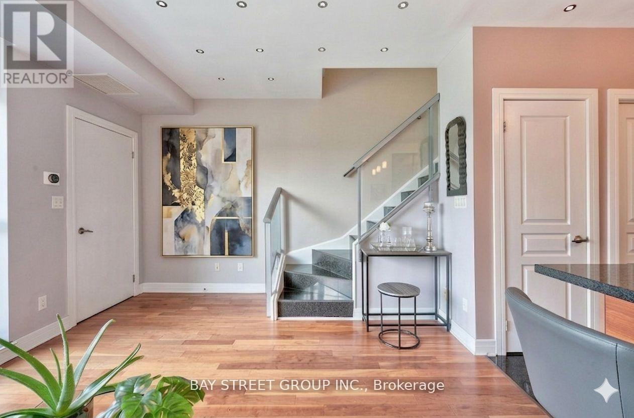 Apartment at UPH3 - 1 AVONDALE AVENUE, Toronto (Willowdale East)