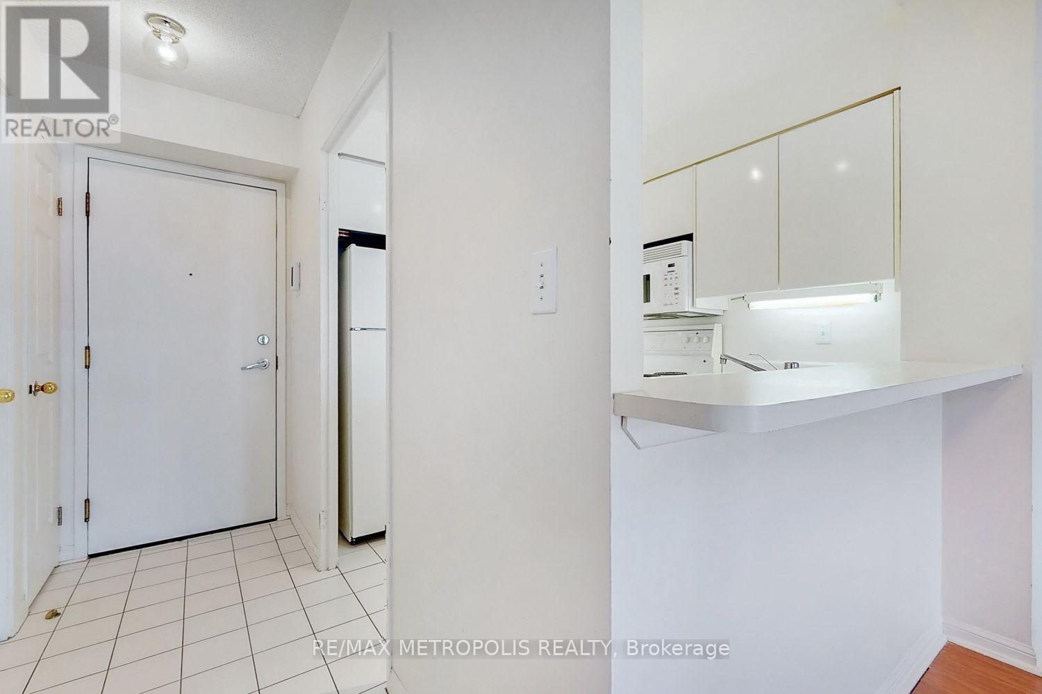 Apartment at 1114 - 7 CARLTON STREET, Toronto