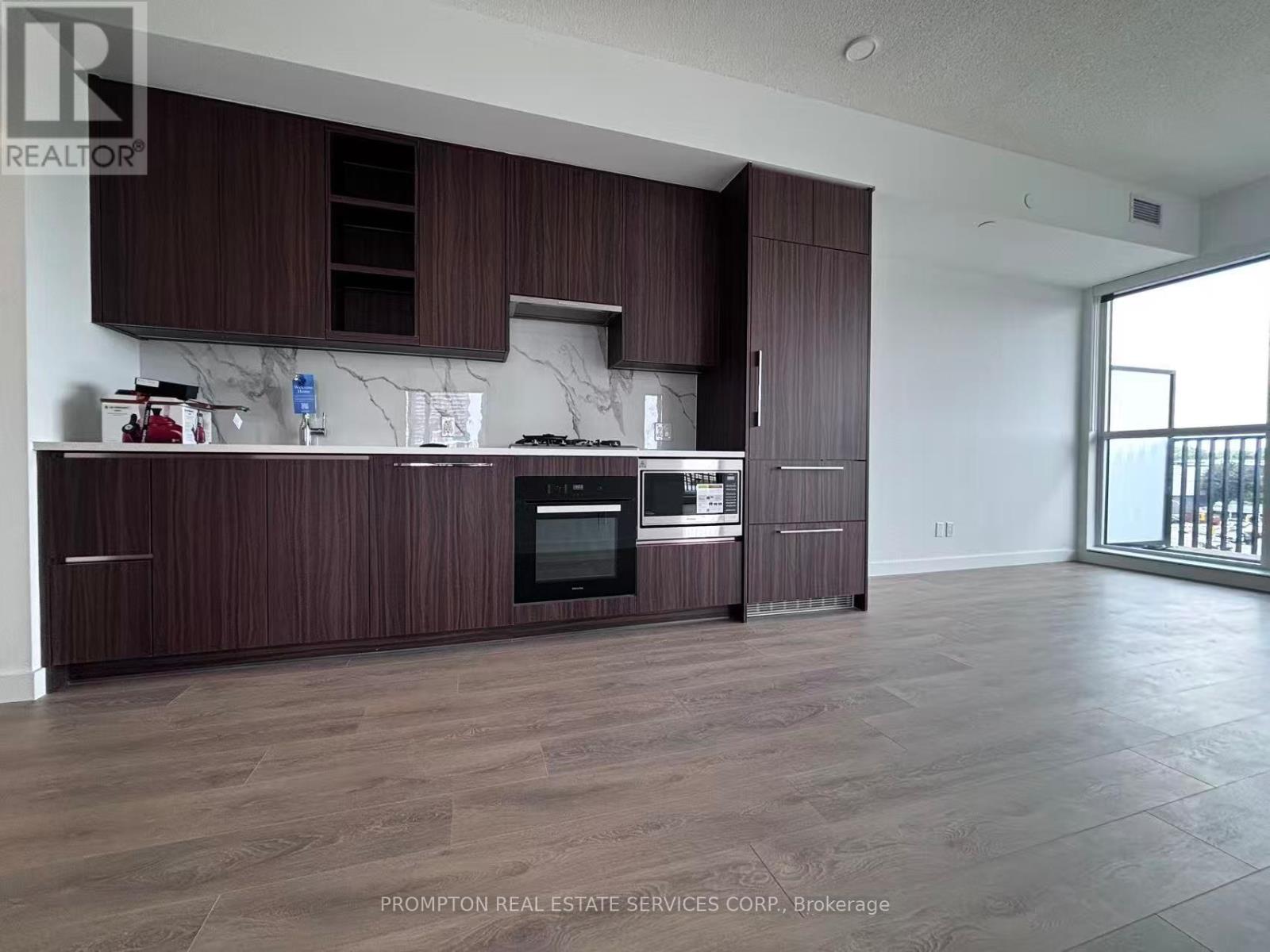 Apartment at 633 - 75 BILLES HEIGHTS, Toronto