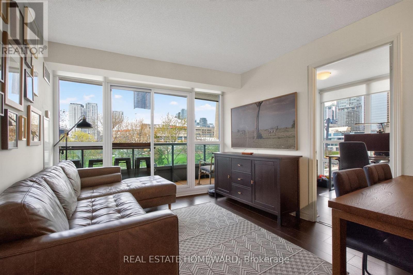 Apartment at 518 - 25 LOWER SIMCOE STREET, Toronto