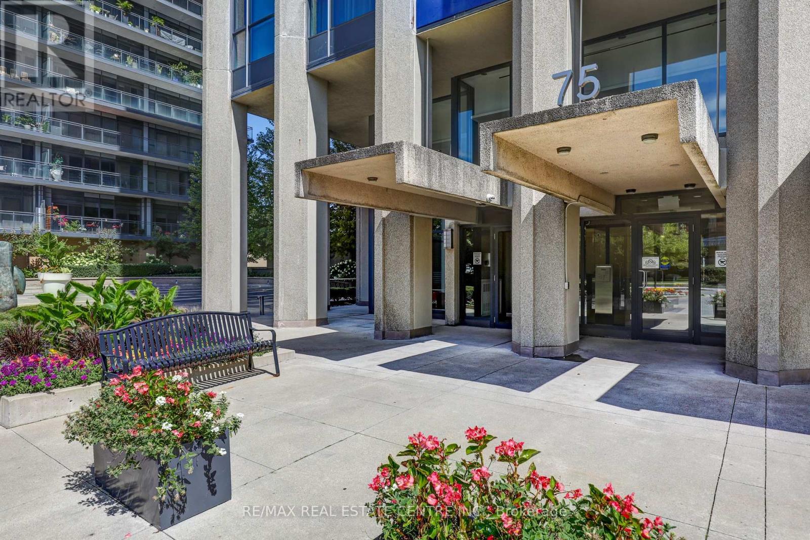 Apartment at 1110 - 75 THE DONWAY W, Toronto